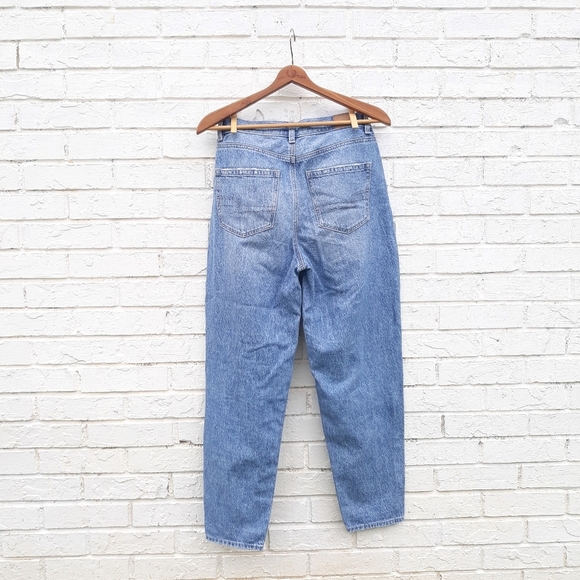 American Eagle Relaxed Mom Jeans size 2 - Picture 5 of 8